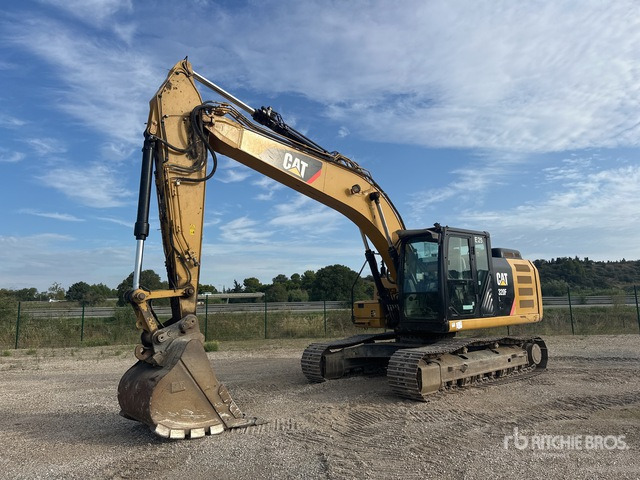 2016 Cat 320FL Pelles Sur Chenilles Tracked Excavator - حفارات زحافة: صور 1 2016 Cat 320FL Pelles Sur Chenilles Tracked Excavator - حفارات زحافة: صور 1