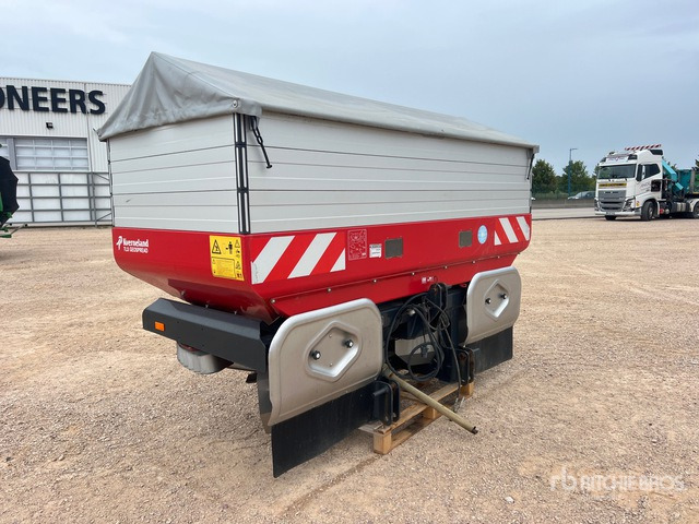 2017 Kverneland Exacta TLX 3900 Geospread 36 m 3-Point 3900 L Epandeur A ... Fertilizer Spreader - آلة رش الأسمدة: صور 2 2017 Kverneland Exacta TLX 3900 Geospread 36 m 3-Point 3900 L Epandeur A ... Fertilizer Spreader - آلة رش الأسمدة: صور 2