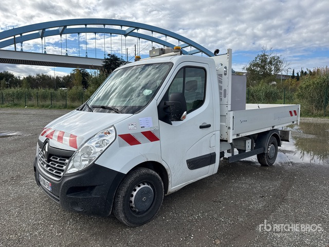 2017 Renault Master Camion Plateau Flatbed Dump Truck: Light Duty - قلابات: صور 2 2017 Renault Master Camion Plateau Flatbed Dump Truck: Light Duty - قلابات: صور 2