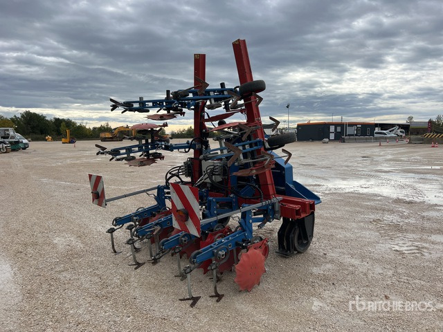 2018 Hatzenbichler Systeme Camera Standard 7 rangs 3-Point Bineuse 7 Rangs Rod Weeder - ال معدات حراثه: صور 4 2018 Hatzenbichler Systeme Camera Standard 7 rangs 3-Point Bineuse 7 Rangs Rod Weeder - ال معدات حراثه: صور 4