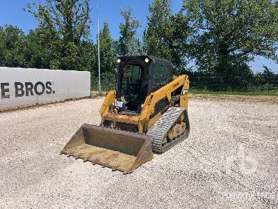CAT 239D Chargeuse Compacte Sur Chenilles - اللودر المجنزر صغير: صور 1 CAT 239D Chargeuse Compacte Sur Chenilles - اللودر المجنزر صغير: صور 1