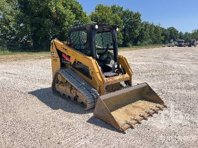 CAT 239D Chargeuse Compacte Sur Chenilles - اللودر المجنزر صغير: صور 5 CAT 239D Chargeuse Compacte Sur Chenilles - اللودر المجنزر صغير: صور 5