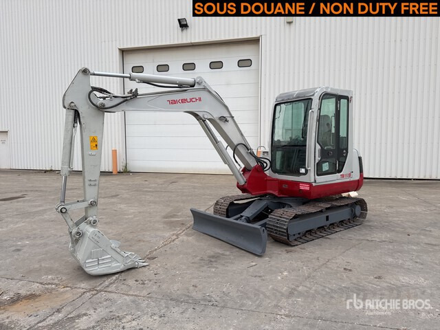 Takeuchi TB150C Pelle Hydraulique sur Chenilles - حفارات زحافة: صور 1 Takeuchi TB150C Pelle Hydraulique sur Chenilles - حفارات زحافة: صور 1