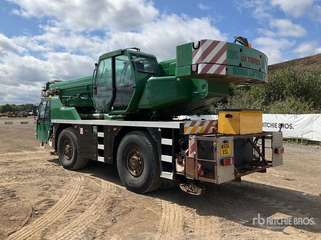 2006 Terex AC35L 35 t 4x4x4 All Terrain Crane - التقطيع جزازة/ ماكينات قطع الحشائش: صور 4 2006 Terex AC35L 35 t 4x4x4 All Terrain Crane - التقطيع جزازة/ ماكينات قطع الحشائش: صور 4