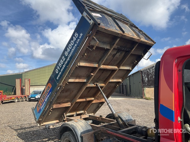 2009 Mitsubishi Canter 3C13-25 SWB 4x2 Flatbed Dump Truck - قلابات: صور 5 2009 Mitsubishi Canter 3C13-25 SWB 4x2 Flatbed Dump Truck - قلابات: صور 5