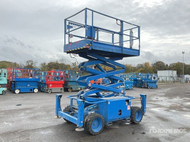 2012 Skyjack SJ6826 RT 4x4 Diesel Scissor Lift - رافعات مقصية: صور 1 2012 Skyjack SJ6826 RT 4x4 Diesel Scissor Lift - رافعات مقصية: صور 1