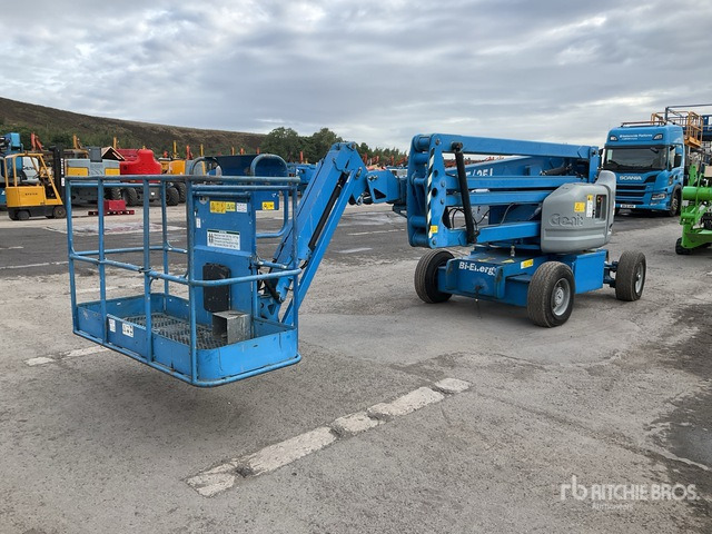 2013 Genie Z45/25J 2WD Hybrid Articulating Boom Lift - رافعات سلة مفصلية: صور 4 2013 Genie Z45/25J 2WD Hybrid Articulating Boom Lift - رافعات سلة مفصلية: صور 4