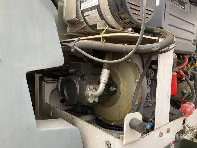 2013 Haulotte HA16PX 4WD Diesel Articulating Boom Lift - رافعات سلة مفصلية: صور 5 2013 Haulotte HA16PX 4WD Diesel Articulating Boom Lift - رافعات سلة مفصلية: صور 5