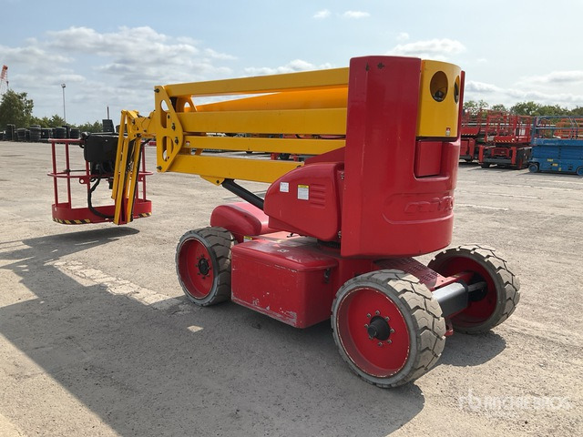 2013 Nifty-Lift HR17NE 2WD Electric Articulating Boom Lift - رافعات سلة مفصلية: صور 3 2013 Nifty-Lift HR17NE 2WD Electric Articulating Boom Lift - رافعات سلة مفصلية: صور 3