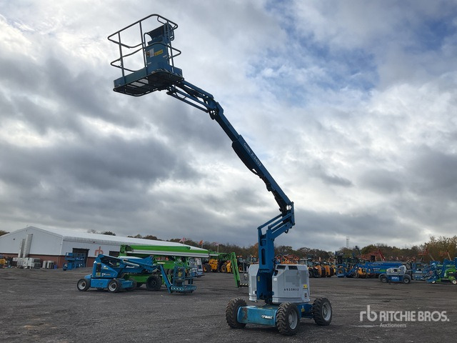 2014 Genie Z34/22 4WD Diesel Articulating Boom Lift - رافعات سلة مفصلية: صور 2 2014 Genie Z34/22 4WD Diesel Articulating Boom Lift - رافعات سلة مفصلية: صور 2