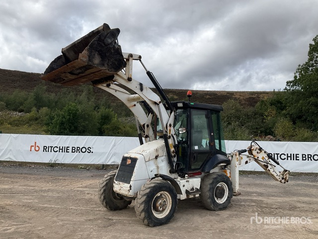 2014 JCB 2CX 4x4x4 Backhoe Loader - التقطيع جزازة/ ماكينات قطع الحشائش: صور 1 2014 JCB 2CX 4x4x4 Backhoe Loader - التقطيع جزازة/ ماكينات قطع الحشائش: صور 1