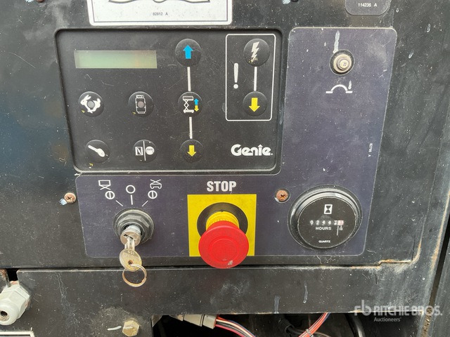 2015 Genie GS-5390 4x4 Diesel Scissor Lift - رافعات مقصية: صور 5 2015 Genie GS-5390 4x4 Diesel Scissor Lift - رافعات مقصية: صور 5