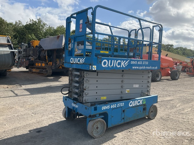 2015 Genie GS4047 Electric Scissor Lift - رافعات مقصية: صور 2 2015 Genie GS4047 Electric Scissor Lift - رافعات مقصية: صور 2