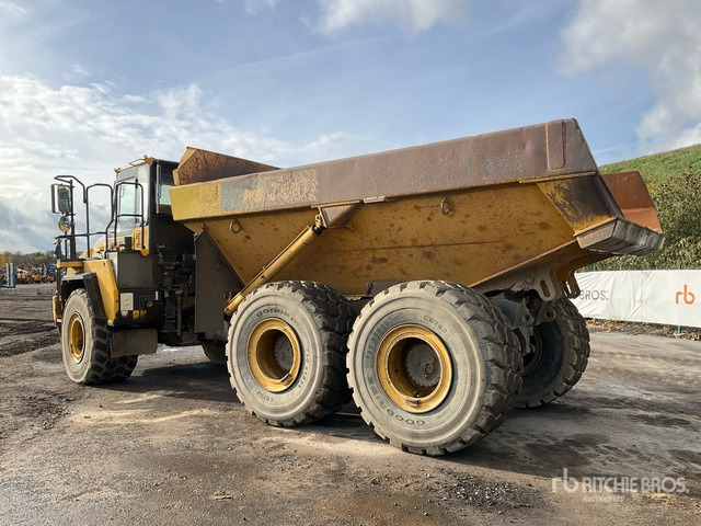 2015 Komatsu HM300-3 Articulated Dump Truck - شاحنة مفصلية: صور 4 2015 Komatsu HM300-3 Articulated Dump Truck - شاحنة مفصلية: صور 4