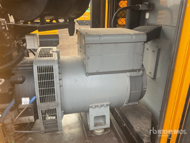 2015 Sdmo R165C3 Sdmo R165C3 Generator Set Generator Set - مجموعة المولدات: صور 5 2015 Sdmo R165C3 Sdmo R165C3 Generator Set Generator Set - مجموعة المولدات: صور 5