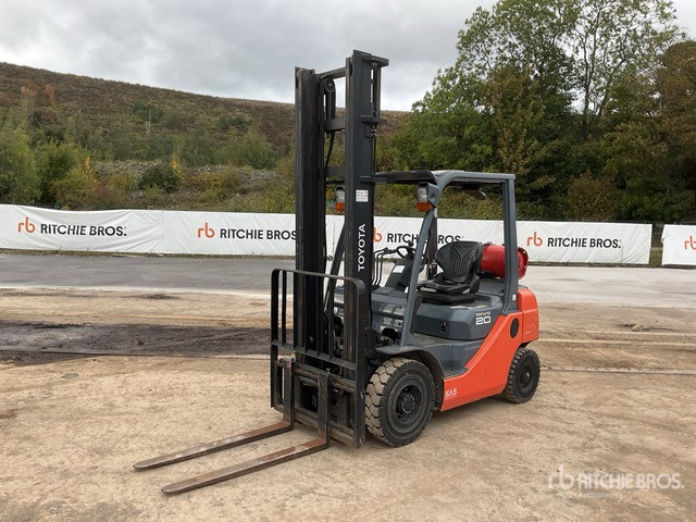 2015 Toyota 02-8FGF20 2015 Toyota 8FG20 Forklift Forklift - رافعة شوكية تعمل بالغاز: صور 4 2015 Toyota 02-8FGF20 2015 Toyota 8FG20 Forklift Forklift - رافعة شوكية تعمل بالغاز: صور 4