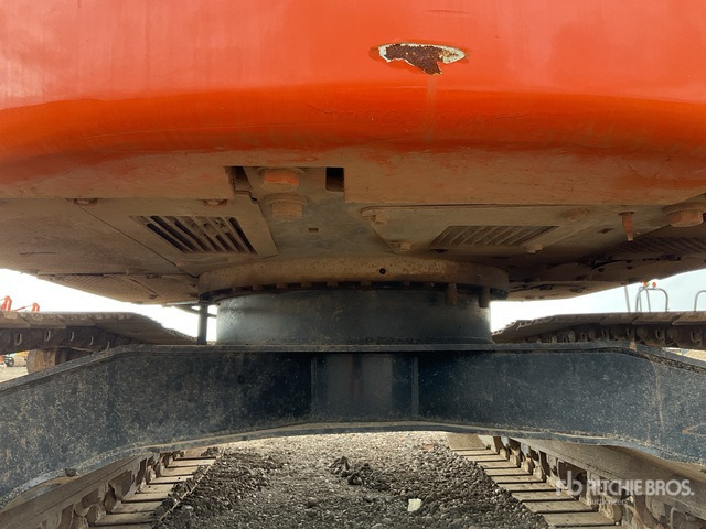 2016 Hitachi ZX135US-5B Tunnel Spec Tracked Excavator - حفارات زحافة: صور 5 2016 Hitachi ZX135US-5B Tunnel Spec Tracked Excavator - حفارات زحافة: صور 5