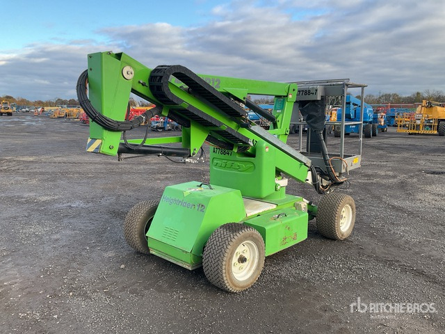 2017 Nifty-Lift HR12NDE 2WD Diesel Articulating Boom Lift - رافعات سلة مفصلية: صور 3 2017 Nifty-Lift HR12NDE 2WD Diesel Articulating Boom Lift - رافعات سلة مفصلية: صور 3