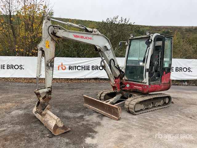 2018 Takeuchi TB240 Mini Excavator:  <6.6t - حفارة مصغرة: صور 1 2018 Takeuchi TB240 Mini Excavator:  <6.6t - حفارة مصغرة: صور 1