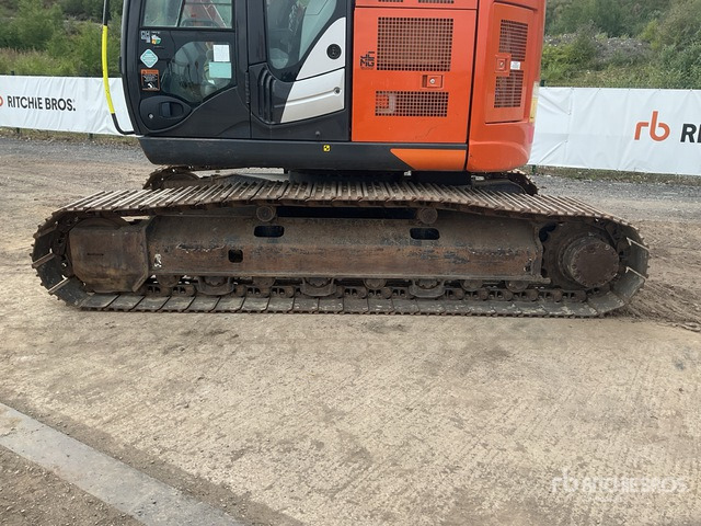 2021 Hitachi ZX225USLC-6 Tracked Excavator - حفارات زحافة: صور 5 2021 Hitachi ZX225USLC-6 Tracked Excavator - حفارات زحافة: صور 5