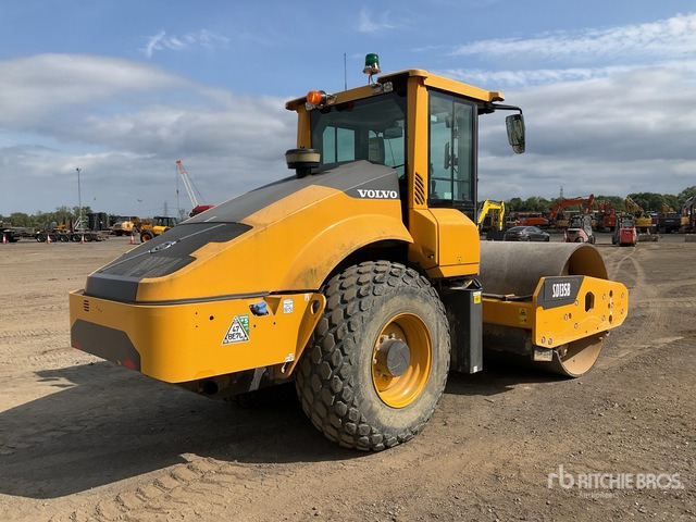 2022 Volvo SD135B Smooth Drum Compactor - التقطيع جزازة/ ماكينات قطع الحشائش: صور 4 2022 Volvo SD135B Smooth Drum Compactor - التقطيع جزازة/ ماكينات قطع الحشائش: صور 4