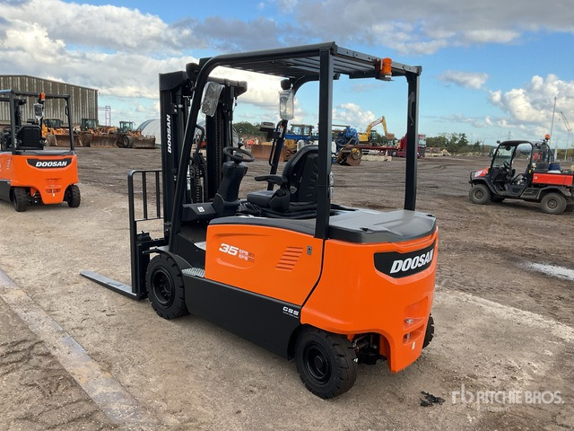 2023 Doosan B35X-7 PLUS 2023 Doosan B35X-7 PLUS 3500 kg Electric Forklift (Unused) Electric Forklift - رافعة شوكية كهربائية: صور 4 2023 Doosan B35X-7 PLUS 2023 Doosan B35X-7 PLUS 3500 kg Electric Forklift (Unused) Electric Forklift - رافعة شوكية كهربائية: صور 4