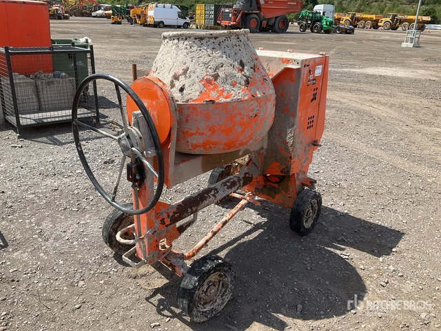 Belle PM20TP Portable Concrete Mixer - خلاطه اسمنت: صور 1 Belle PM20TP Portable Concrete Mixer - خلاطه اسمنت: صور 1