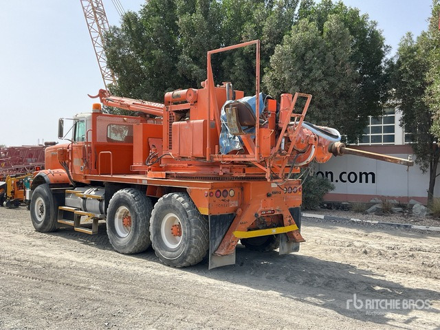 1995 Western Star 4966S Altec TH7 on 6x4 Drill Truck - التقطيع جزازة/ ماكينات قطع الحشائش: صور 3 1995 Western Star 4966S Altec TH7 on 6x4 Drill Truck - التقطيع جزازة/ ماكينات قطع الحشائش: صور 3