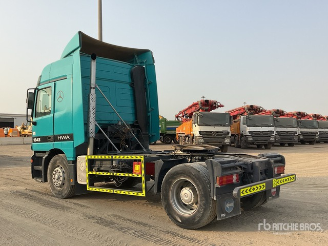 2001 Mercedes-Benz Actros 1843 4x2 S/A Sleeper Truck Tractor - شاحنة جرار: صور 3 2001 Mercedes-Benz Actros 1843 4x2 S/A Sleeper Truck Tractor - شاحنة جرار: صور 3