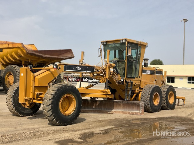 2002 Cat 14H - آلة تسوية الأرض: صور 1 2002 Cat 14H - آلة تسوية الأرض: صور 1
