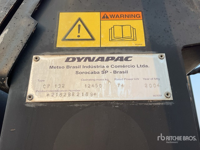 2004 Dynapac CP132 9 Wheel Pneumatic Roller - مداحل الإطارات الهوائية: صور 2 2004 Dynapac CP132 9 Wheel Pneumatic Roller - مداحل الإطارات الهوائية: صور 2