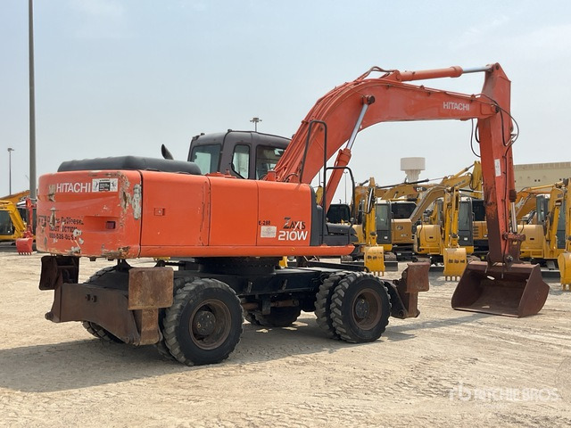 2005 Hitachi ZX210W - حفارة على عجلات: صور 4 2005 Hitachi ZX210W - حفارة على عجلات: صور 4
