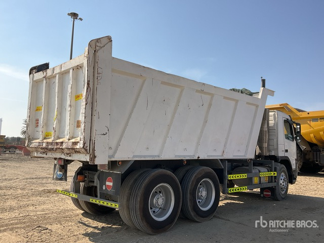 2005 Volvo FM12-380 6x4 T/A Dump Truck - قلابات: صور 3 2005 Volvo FM12-380 6x4 T/A Dump Truck - قلابات: صور 3