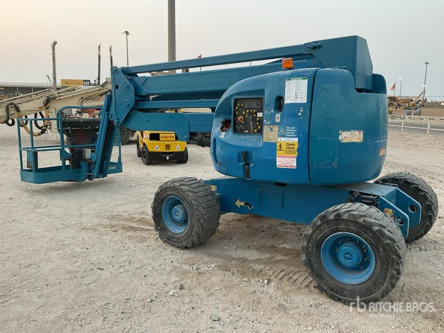 2007 JLG 450AJ 4WD Diesel Articulating Boom Lift - رافعات سلة مفصلية: صور 4 2007 JLG 450AJ 4WD Diesel Articulating Boom Lift - رافعات سلة مفصلية: صور 4