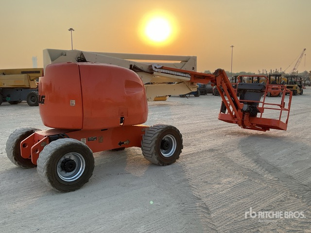 2007 JLG 450AJ 4WD Diesel Articulating Boom Lift - رافعات سلة مفصلية: صور 3 2007 JLG 450AJ 4WD Diesel Articulating Boom Lift - رافعات سلة مفصلية: صور 3