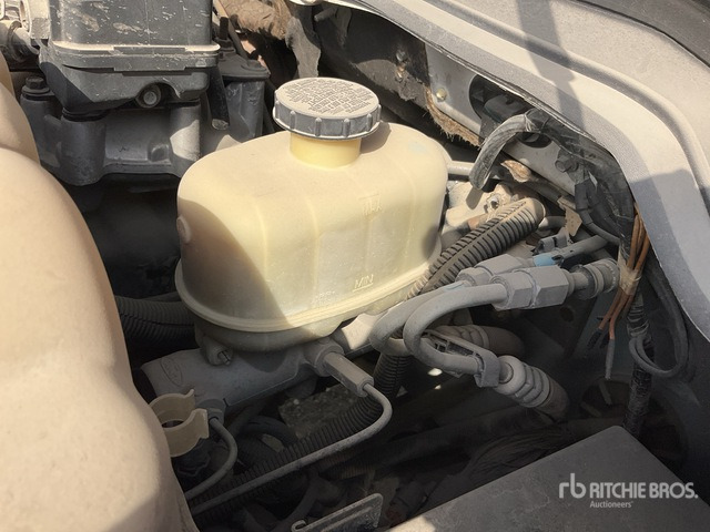 2008 Ford F550 XL Super Duty 4x4 Service Truck - سيارة بلدية: صور 5 2008 Ford F550 XL Super Duty 4x4 Service Truck - سيارة بلدية: صور 5