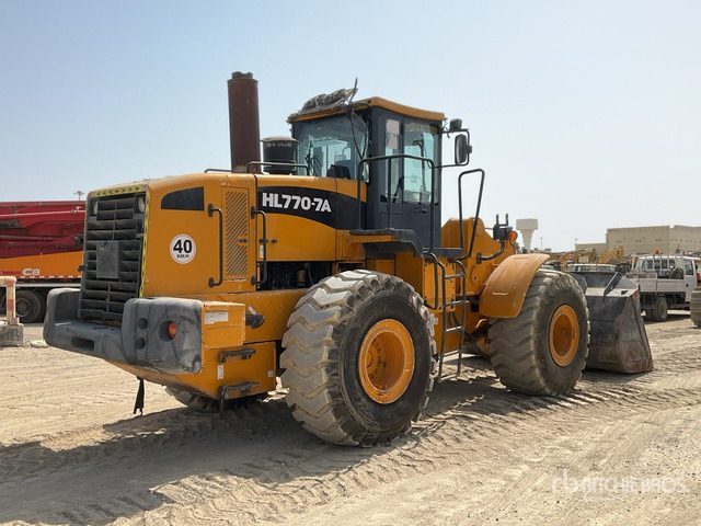 2008 Hyundai HL770-7A - اللودر بعجل: صور 3 2008 Hyundai HL770-7A - اللودر بعجل: صور 3