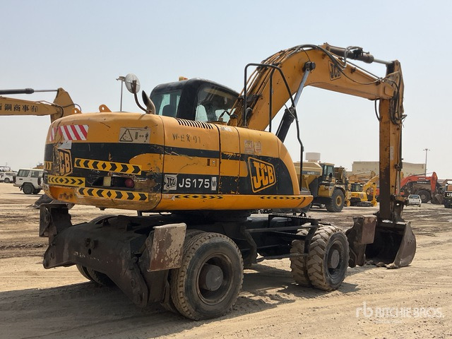 2008 JCB JS175 - حفارة على عجلات: صور 4 2008 JCB JS175 - حفارة على عجلات: صور 4