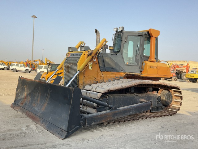 2008 Komatsu D65PX-15 - بلدوزر: صور 1 2008 Komatsu D65PX-15 - بلدوزر: صور 1