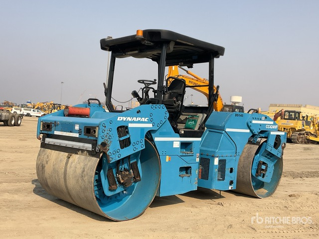2009 Dynapac CC424HF - مدحلة الأسفلت: صور 1 2009 Dynapac CC424HF - مدحلة الأسفلت: صور 1