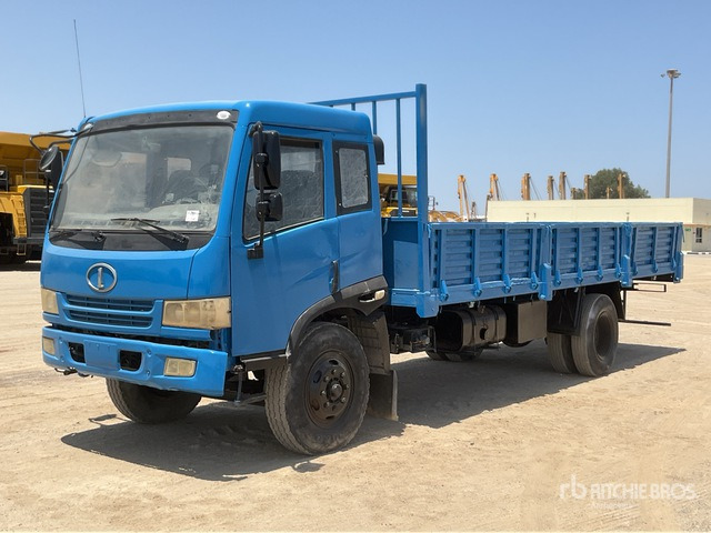 2010 FAW 1120P9K2L3E 4x2 Flatbed Truck - شاحنات مسطحة: صور 2 2010 FAW 1120P9K2L3E 4x2 Flatbed Truck - شاحنات مسطحة: صور 2