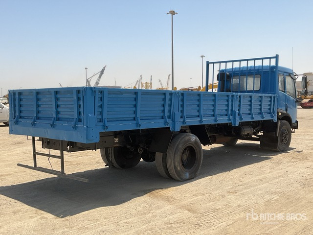2010 FAW 1120P9K2L3E 4x2 Flatbed Truck - شاحنات مسطحة: صور 3 2010 FAW 1120P9K2L3E 4x2 Flatbed Truck - شاحنات مسطحة: صور 3