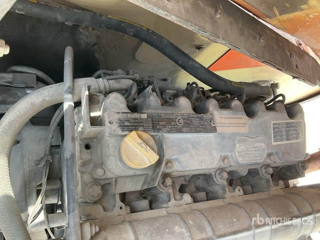 2010 JLG 600AJ 4WD Diesel Articulating Boom Lift - رافعات سلة مفصلية: صور 5 2010 JLG 600AJ 4WD Diesel Articulating Boom Lift - رافعات سلة مفصلية: صور 5