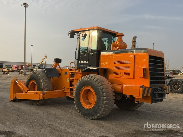 2010 Yutong GQ320A - بلدوزر: صور 3 2010 Yutong GQ320A - بلدوزر: صور 3