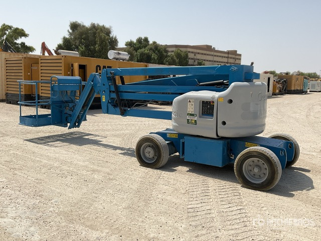 2012 Genie Z-45/25J 2WD Diesel Articulating Boom Lift - رافعات سلة مفصلية: صور 3 2012 Genie Z-45/25J 2WD Diesel Articulating Boom Lift - رافعات سلة مفصلية: صور 3