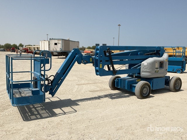 2012 Genie Z-45/25J 2WD Diesel Articulating Boom Lift - رافعات سلة مفصلية: صور 2 2012 Genie Z-45/25J 2WD Diesel Articulating Boom Lift - رافعات سلة مفصلية: صور 2