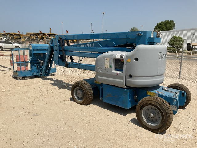 2012 Genie Z-45/25J 2WD Diesel (Inoperable) Articulating Boom Lift - رافعات سلة مفصلية: صور 4 2012 Genie Z-45/25J 2WD Diesel (Inoperable) Articulating Boom Lift - رافعات سلة مفصلية: صور 4