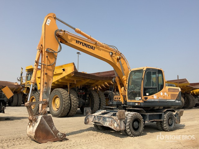 2013 Hyundai Robex 170W-9S - حفارة على عجلات: صور 3 2013 Hyundai Robex 170W-9S - حفارة على عجلات: صور 3
