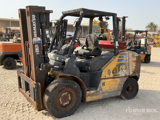 2014 Komatsu FH40-1 4 ton Forklift - رافعة شوكية ديزل: صور 1 2014 Komatsu FH40-1 4 ton Forklift - رافعة شوكية ديزل: صور 1