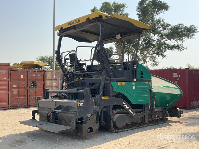 2014 Vogele Super 1800-2 Track Asphalt Paver - العامل بالقار: صور 3 2014 Vogele Super 1800-2 Track Asphalt Paver - العامل بالقار: صور 3